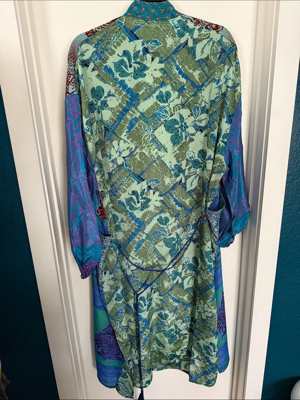 ✨GURU 100% silk Patchwork Kimono  - Teal, Turquoise & Red - Picture 7 of 9